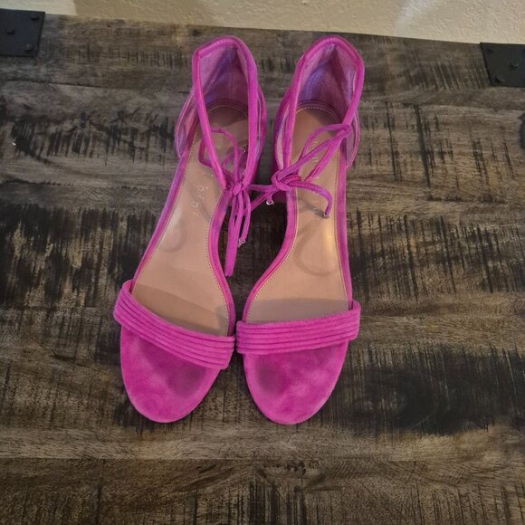 Gianni Bini Fuchsia Rhiaann Suede Block Heels - Picture 4 of 6